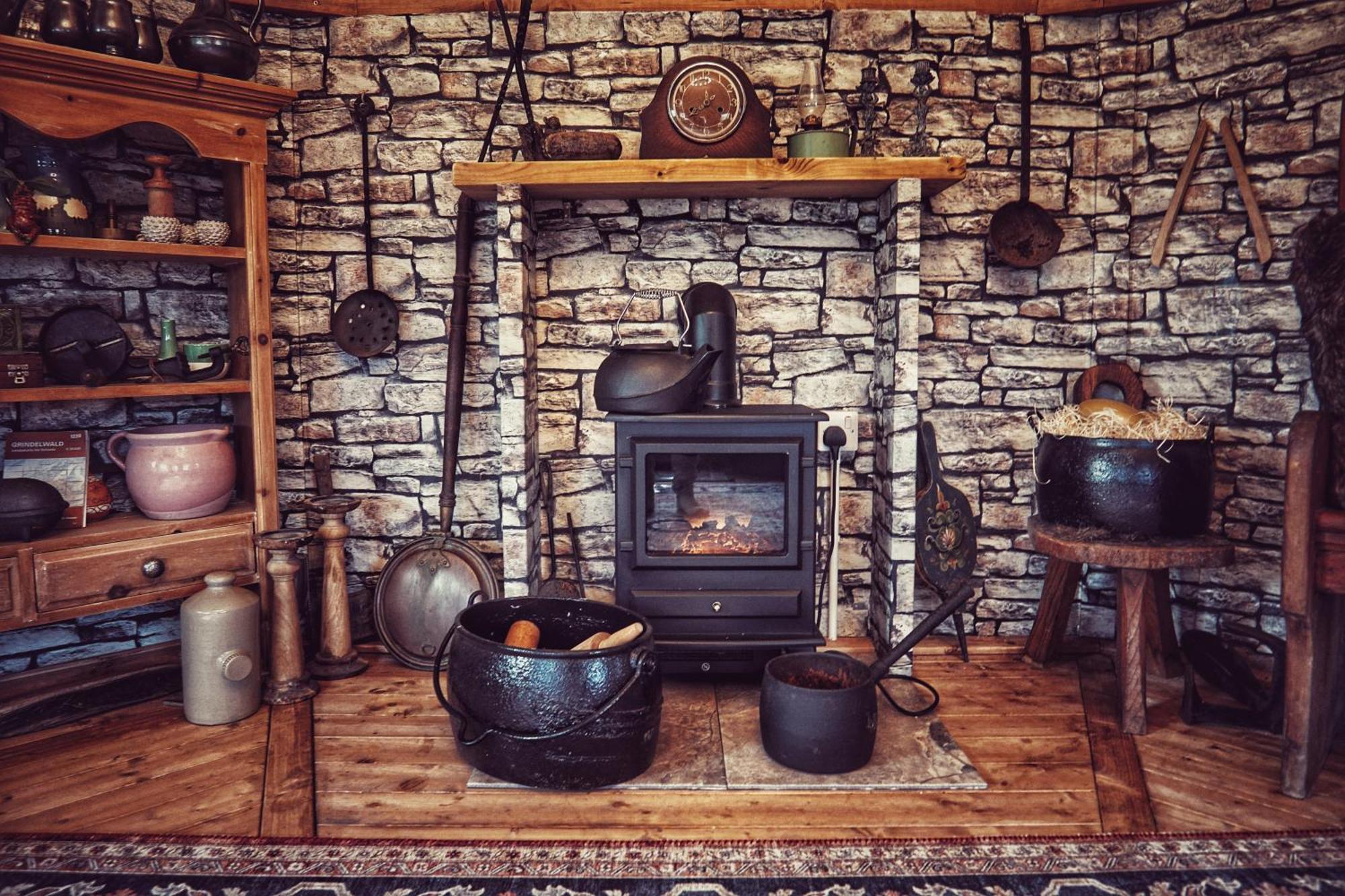 The Wizards Cauldron -Harry Potter Themed Villa Lewannick Bagian luar foto